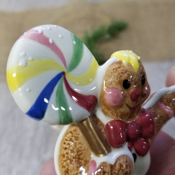 Fitz and Floyd gingerbread man salt & pepper shakers - Picture 9 of 10